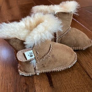 Infant Bear Paw boots
